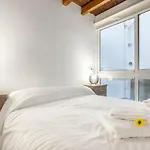 Pasaje Amores Iz. - Tranquilidad Y Vida Cultural En Centro Sevilla 4Px